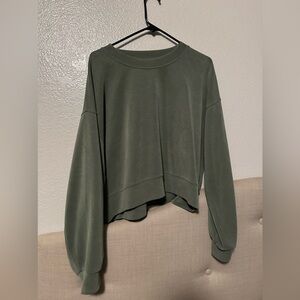 Taking offers-BasicallyNew-Lululemon Softstreme Perfectly Oversized Cropped Crew